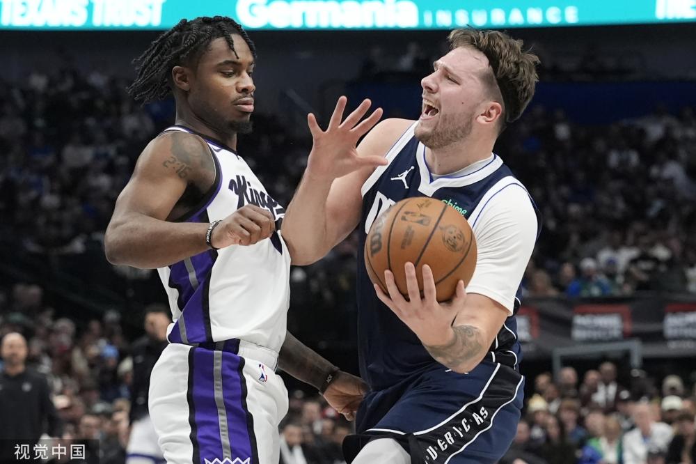 联赛激烈竞 联赛激烈竞